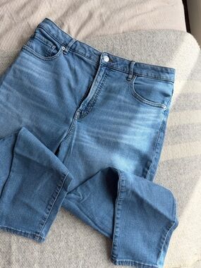 Everlane Curvy High rise Skinny Jean cropped